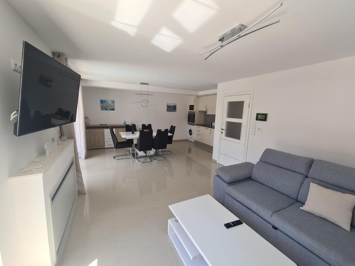 Patricia Stari Grad (Hvar)
